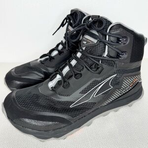 Altra Black and Gray Men's Boots